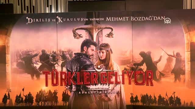 Bakan Ersoy, Türkler Geliyor: Adaletin Kılıcı filmini izledi