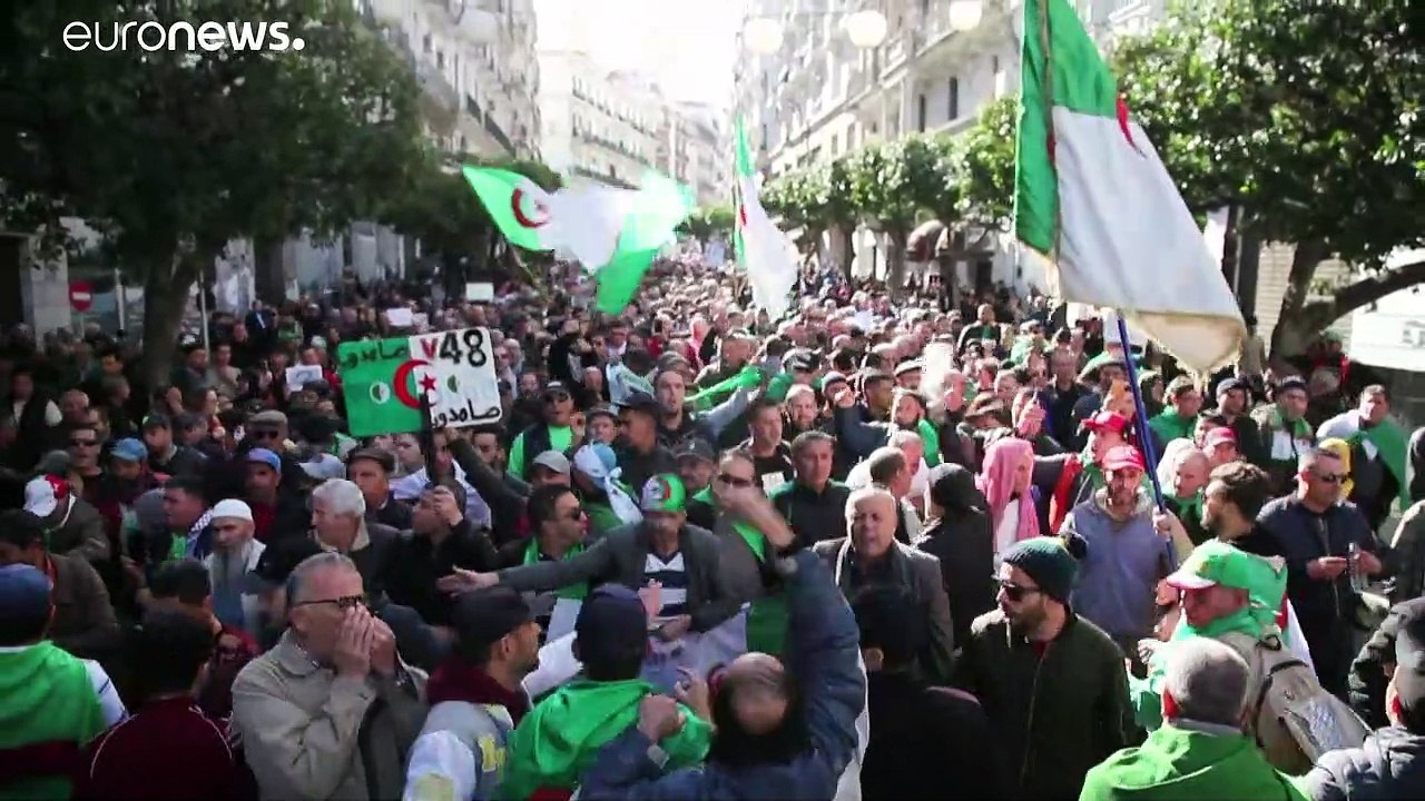 الجزائريون يواصلون التظاهر للأسبوع 48 للتأكيد على قوة الحراك وسط شكوك بـ"فشله"