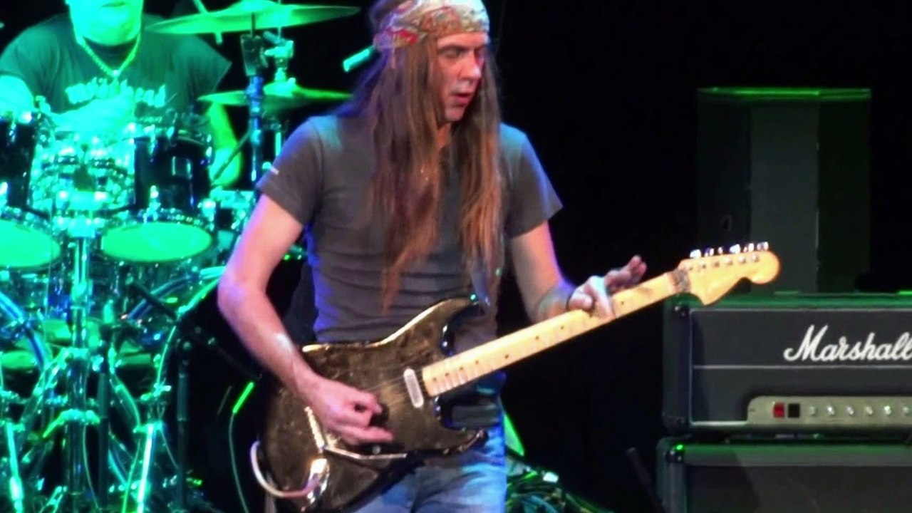 A Guitar Story  Ronnie Le Treko TNT