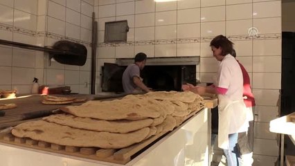 Elazığ'da kadın fırıncı ustası, mesleğindeki başarısıyla göz dolduruyor