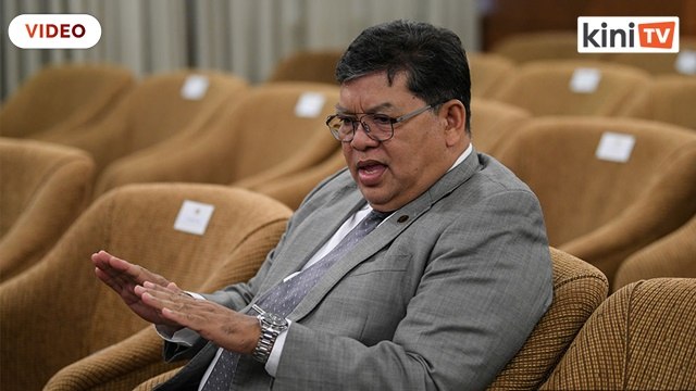 Kami membuat pendirian tegas menuntut agar Zuraida disingkirkan dari parti