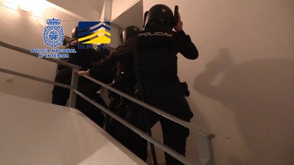 Detienen a 30 personas por presuntamente amañar parejas de hecho