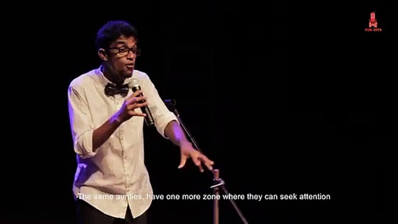 Book comedian online