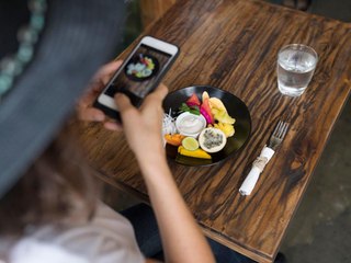 Is This the Year Restaurants Stop Catering to Influencers?