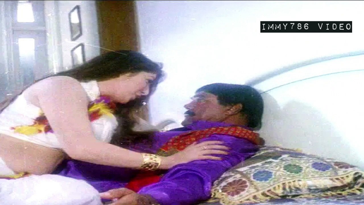 ZARA ZARA SONG HD SAIMA AND SULTAN RAHI IN KALA RAAJ FILM