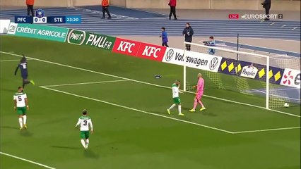 Le Paris FC ouvre le score : Jérémy Menez ouvre son compteur