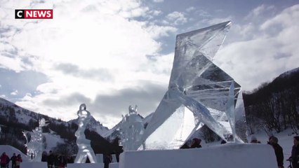Concours de sculpture sur glace féerique à Valloire