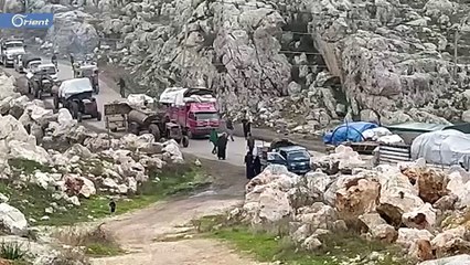 Tens of thousands flee Assad-Russian bombardment in Aleppo countryside