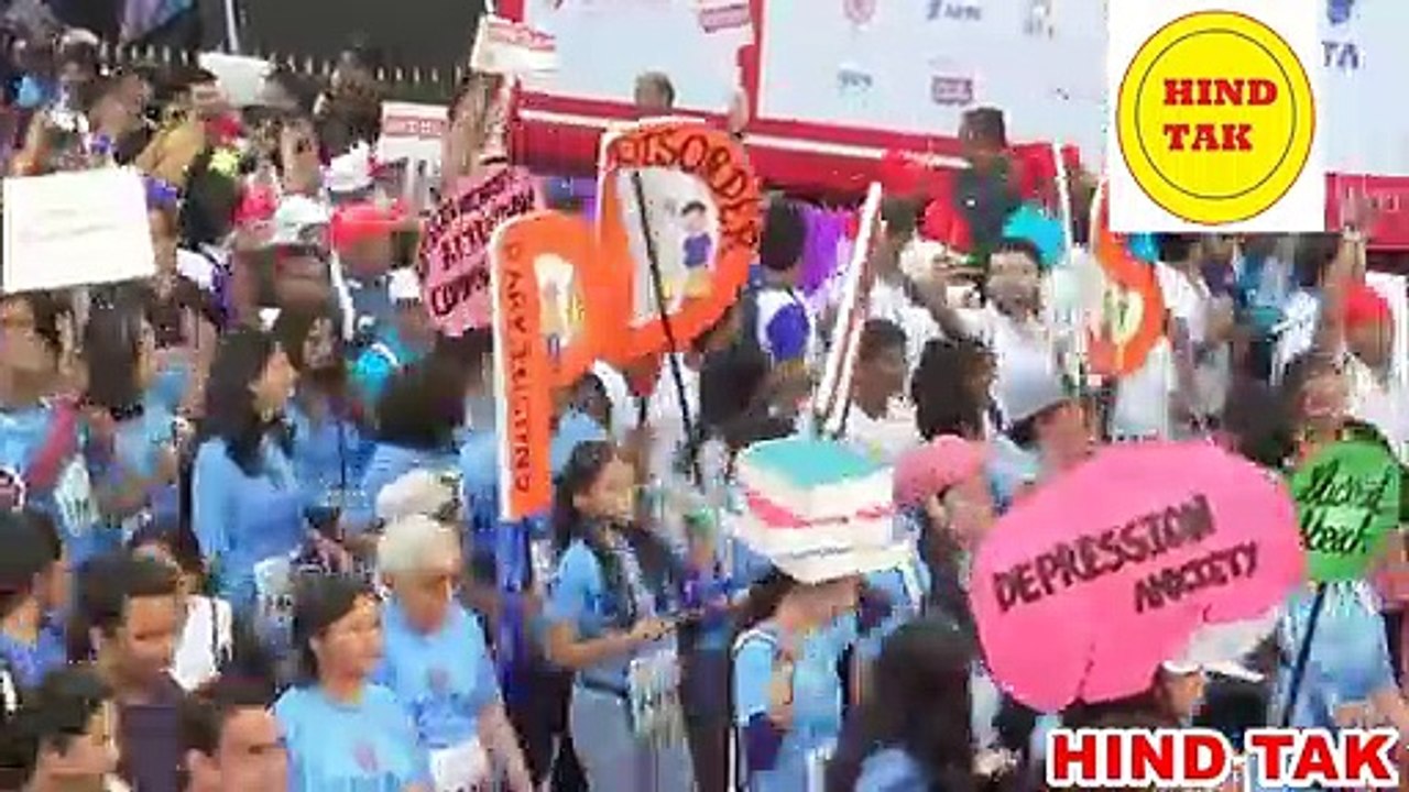 Mumbai Marathon - Mumbaikars Participate in Mumbai Marathon