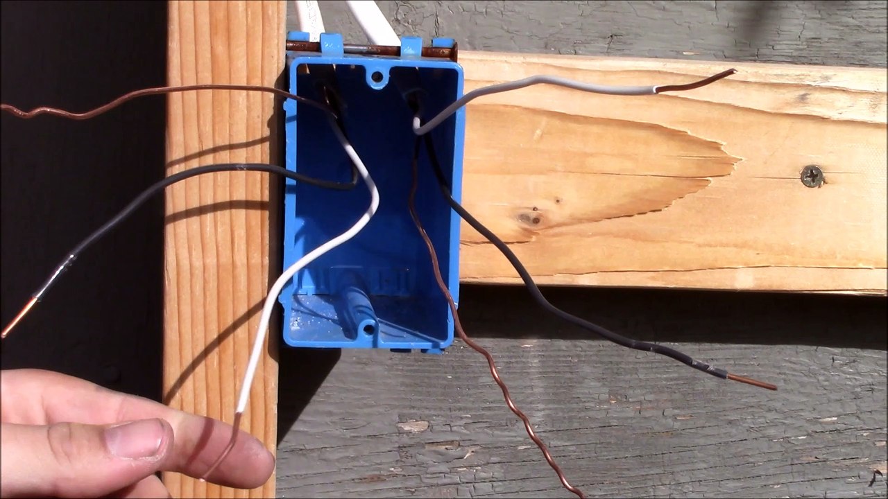 How to wire a single pole switch
