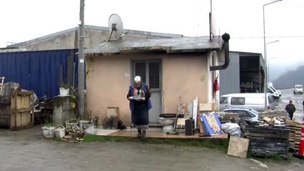 Hamidiye anne, oğluna destek için başladığı mermer işinde usta oldu - ZONGULDAK