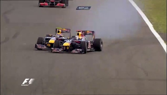 F1 2010 Turkey Webber Vettel Big Crash Collide For Lead