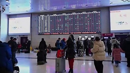 Chinese travellers unconcerned about SARS-like virus amid information clampdown