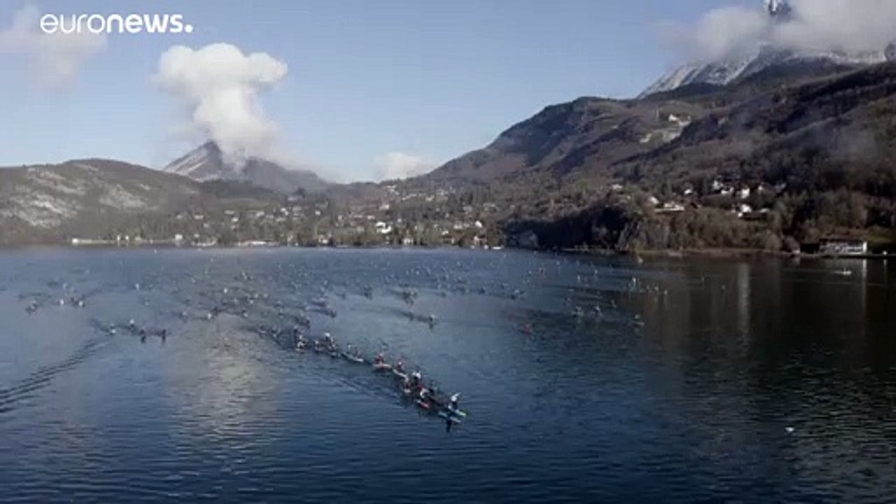 Stehpaddeln in Annecy: Kalt, nass und schnell