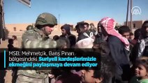 MSB: Mehmetçik, Barış Pınarı bölgesindeki Suriyeli kardeşlerimizle ekmeğini paylaşmaya devam ediyor