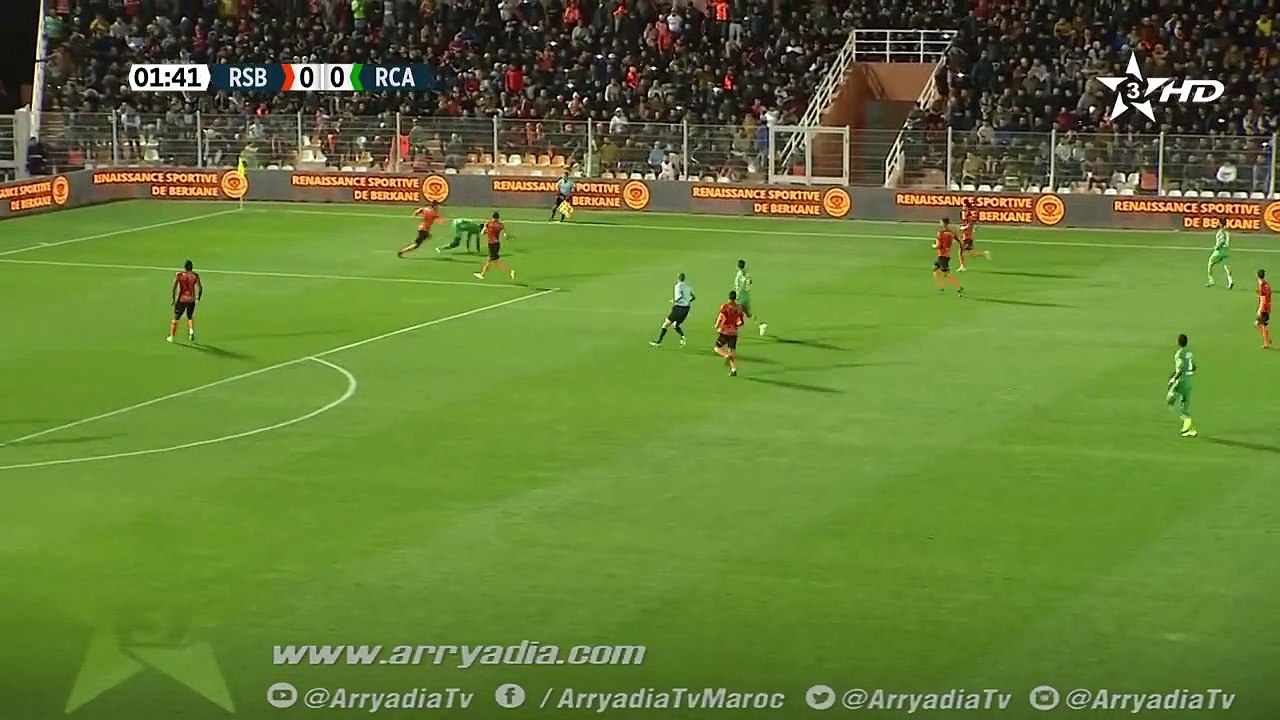 نهضة بركان 0-1 الرجاء الرياضي هدف عبدالإله حافيظي في الدقيقة 02.   #البطولة_الإحترافية-الجولة13-
