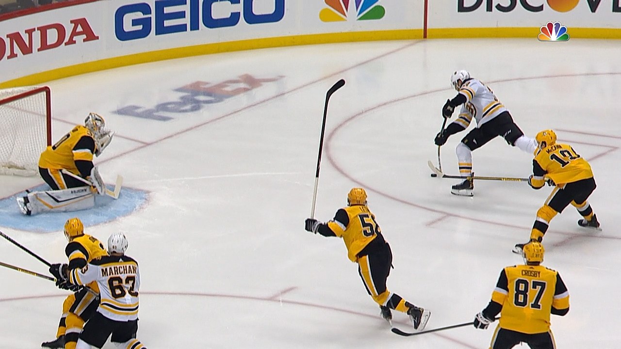 Patrice Bergeron takes the lead 11 seconds in