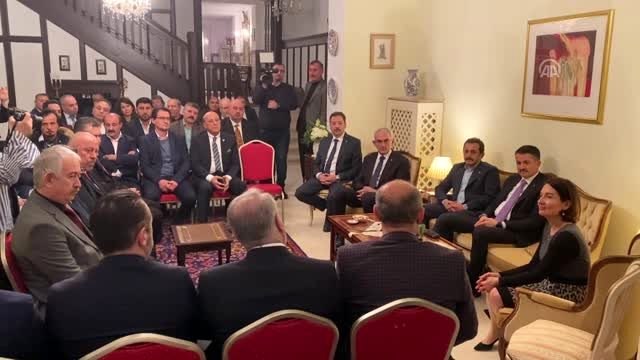 Bakan Pakdemirli Türk iş adamlarıyla bir araya geldi - DÜSSELDORF