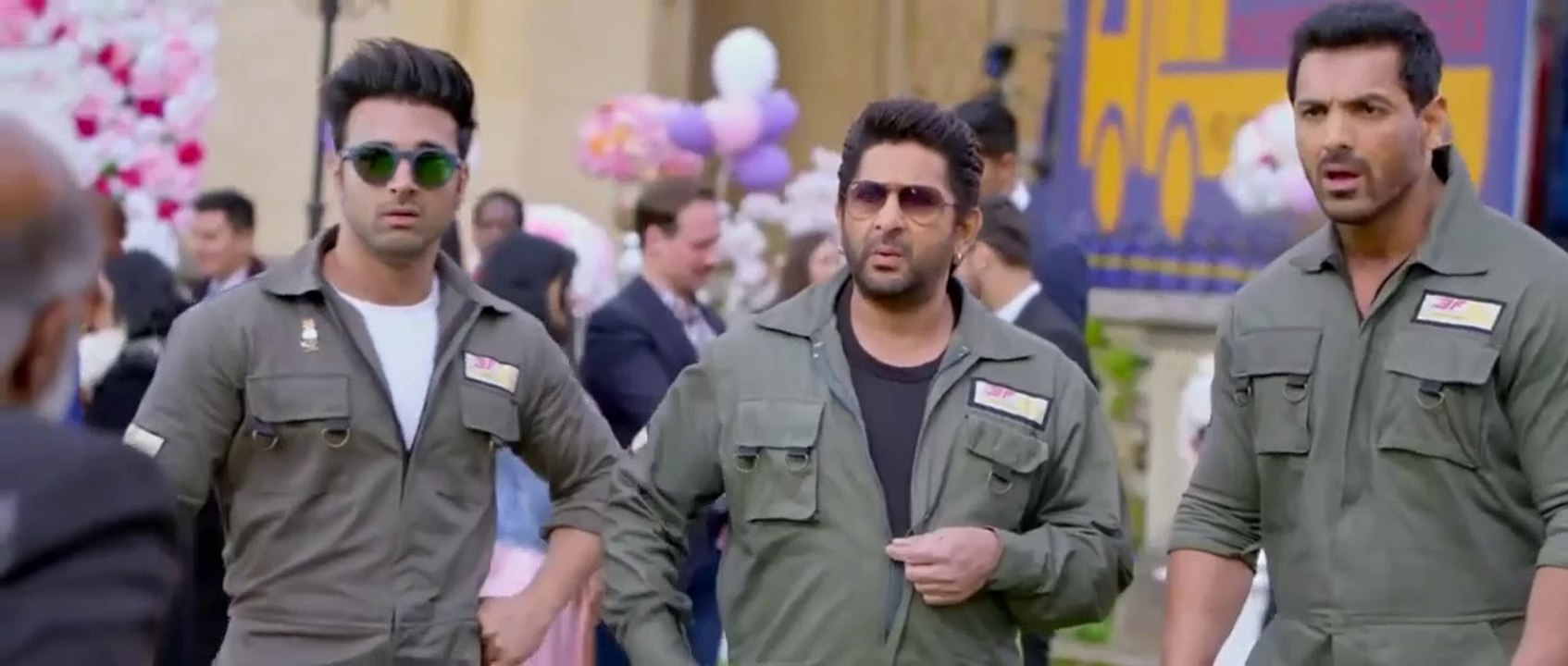 Pagalpanti Full Movie part 1 - New Bollywood movie 2020 -New South Dubbed movie 2020 - New Hindi Movie 2020 (online-video-cutter.com)