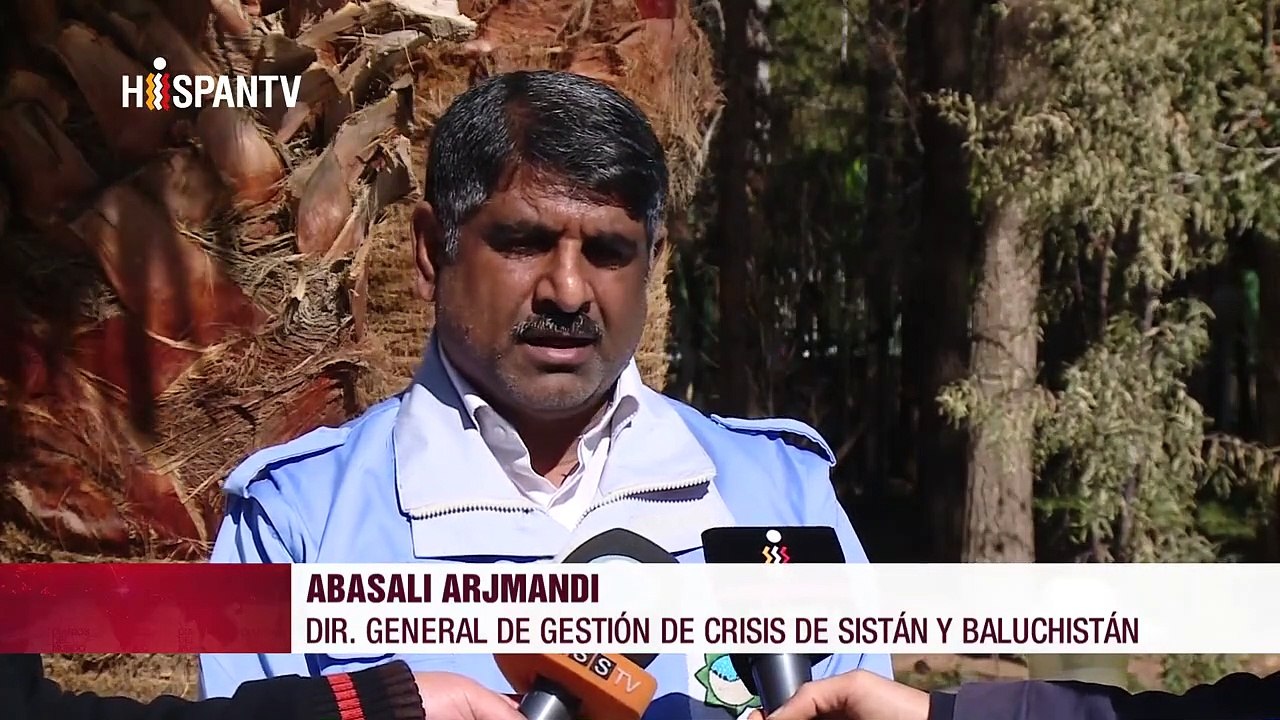 Fuertes lluvias inundaron mas de 13 ciudades y unos mil 500 pueblos en la segunda mayor provincia de Irán dejando 30 mil afectados