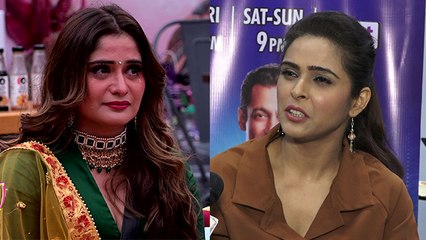Bigg Boss 13; Madhurima Tuli ने Arti Singh को कहा घर की चुगली आंटी |FilmiBeat
