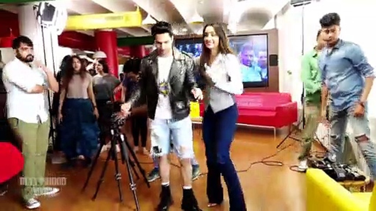 Shraddha Kapoor And Varun Dhawan Cute Moments At Street Dance 3d Promotion At Radio Station