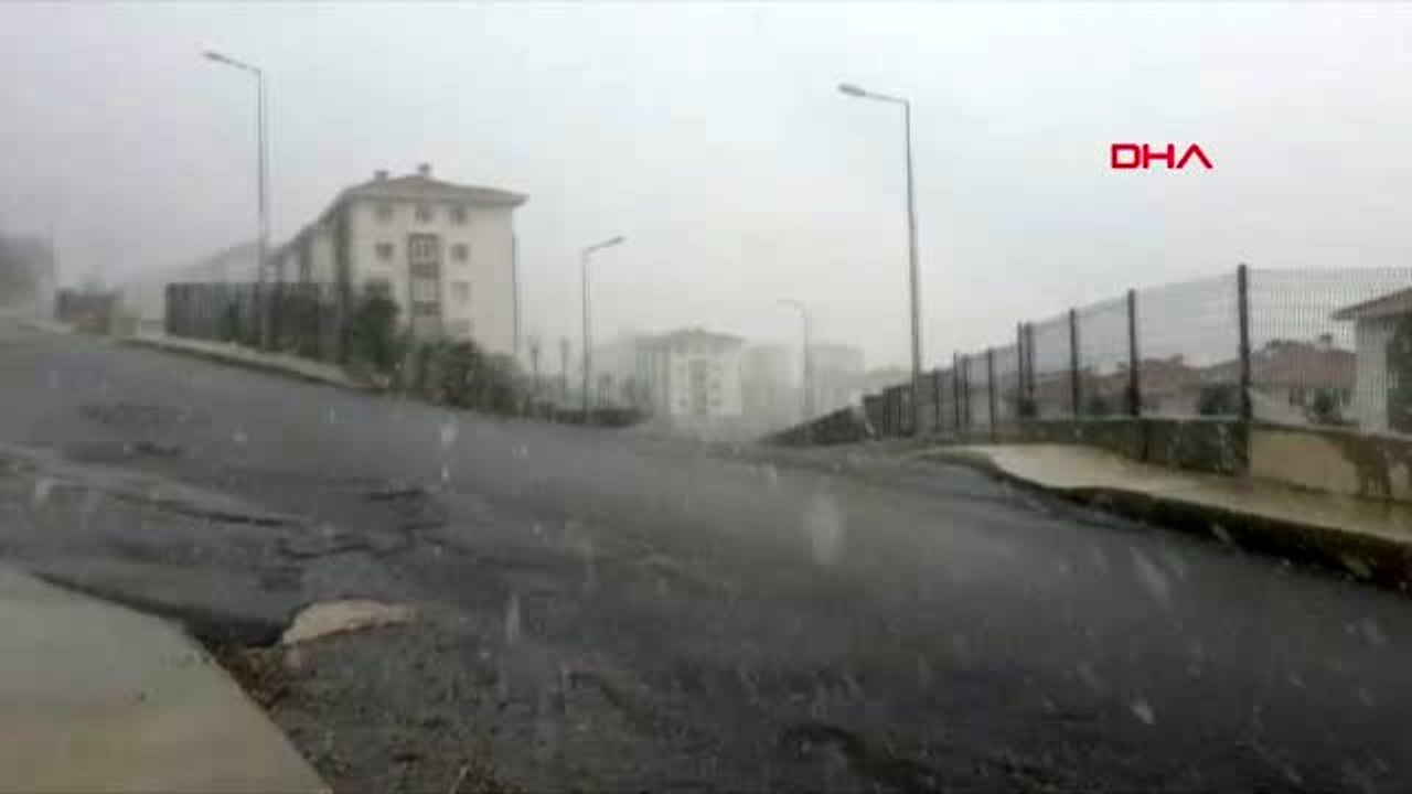 Çatalca ve silivri'de kar yağışı