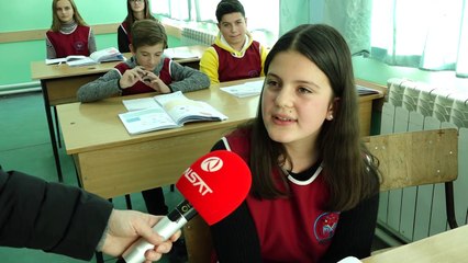 Fillon gjysmë-vjetori i dytë, nxënësit ende pa libra