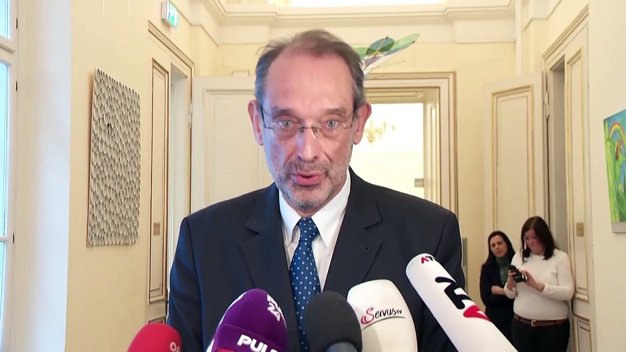 Faßmann irritiert über Wiesingers Vorgehen