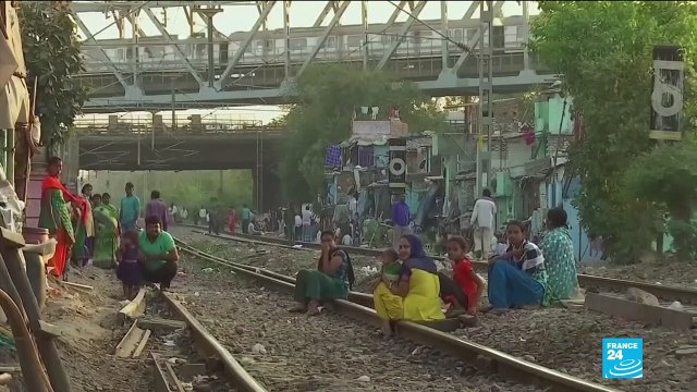 Oxfam warns of widening gap between rich and poor