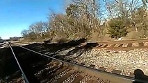 Un policier en mission se fait percuter par un train