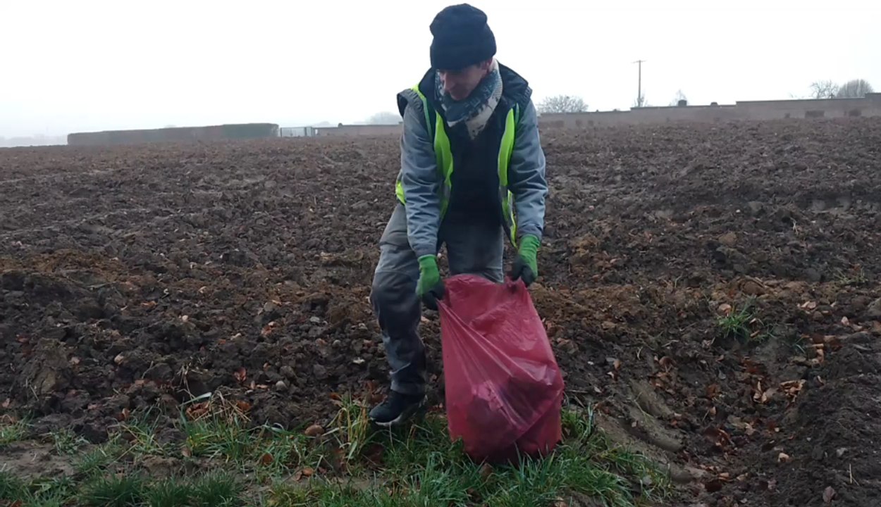 Le défi de Charles: nettoyer, seul, toute la commune de Villers-le-Bouillet