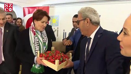 Скачать видео: Akşener anket sonuçlarını açıkladı: Yüzde 64’ü dönmek istiyor