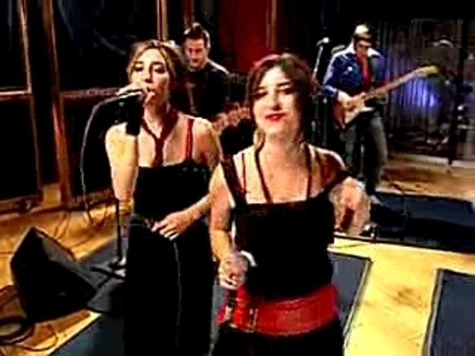 The Veronicas - 4Ever (Sessions At Aol)