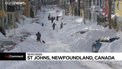 Nimm doch mal die Schaufel! Kanadische Provinz versinkt im Schnee