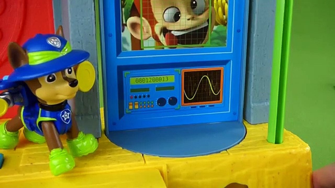 Funny Toy Stories for Kids with Paw Patrol Toys Jungle Temple Playset Tracker Marshall Chase Toys-