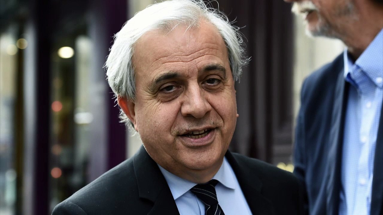 Loi bioéthique : "Au Sénat, il y a une majorité pour l'extension de la PMA", assure Karoutchi (LR)