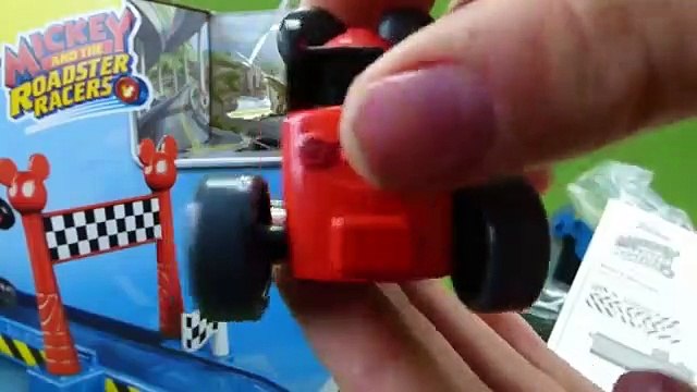 Mickey and the Roadster Racers Toys Speed and Spill Raceway Race Track Set with Disney Cars Toys-