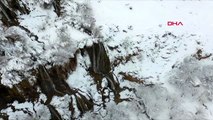 Erzincan girlevik şelalesi buz dağına dönüştü