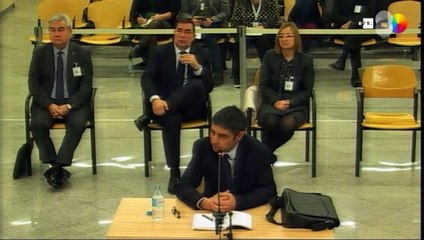 Ridícul del fiscal Carballo per una traducció increïble del català en el judici contra Trapero