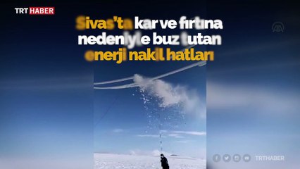 Elektrik telleri üzerinde zorlu buz kırma mesaisi