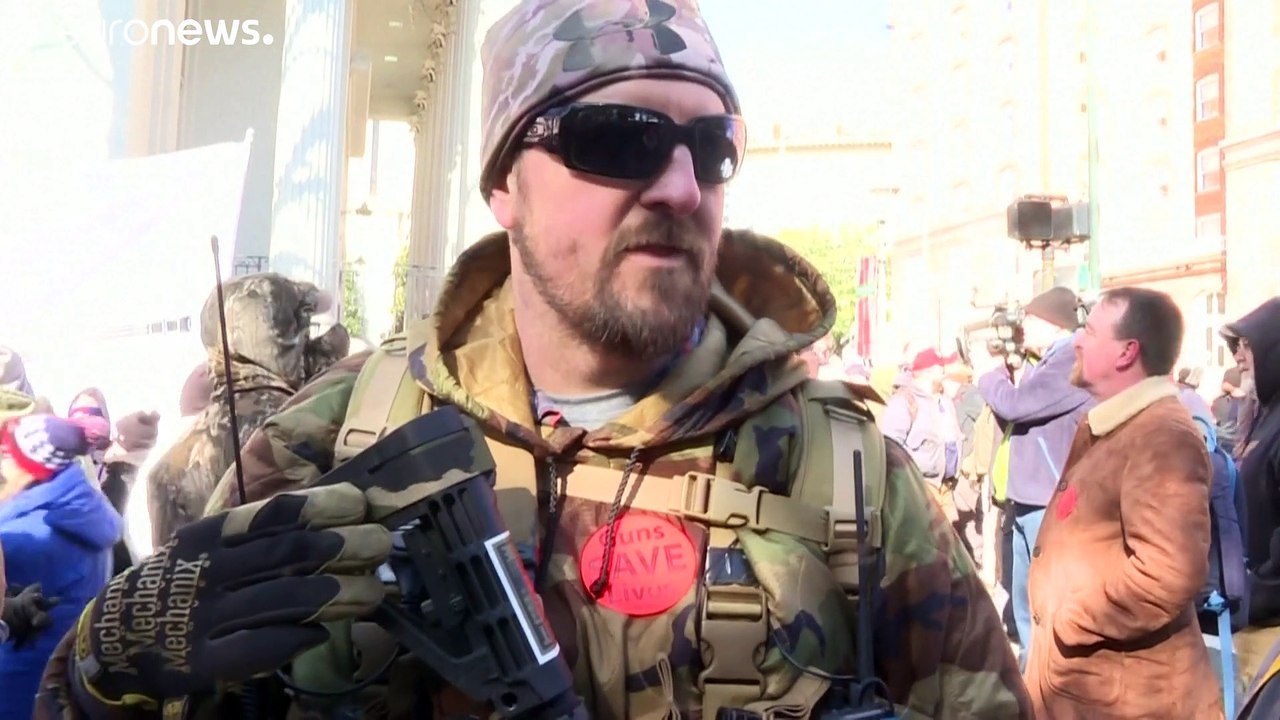 Waffenbefürworter protestieren in Virginia
