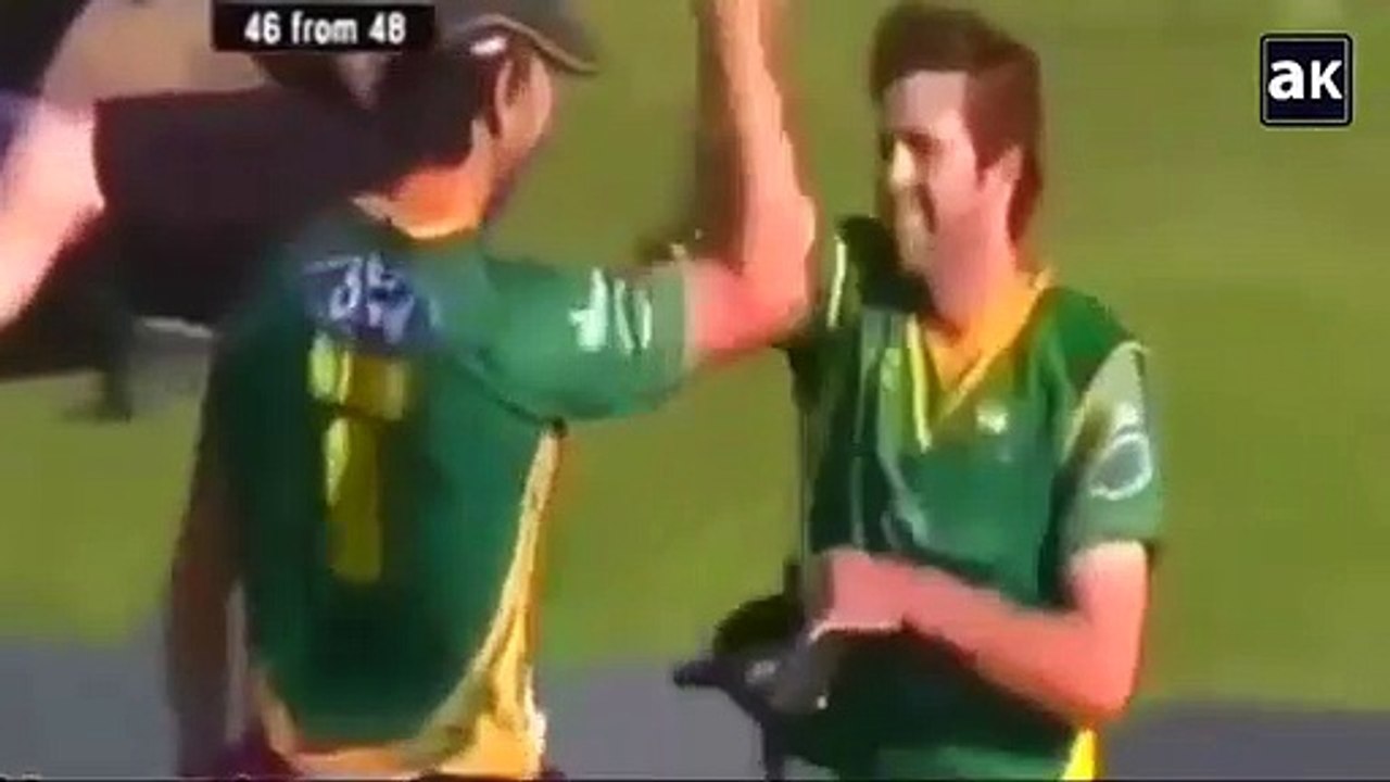 Top_10_Best_Amazing_Catches_in_Cricket_History
