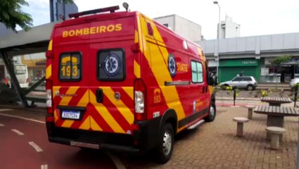 Homem é socorrido pelo Siate na Avenida Brasil