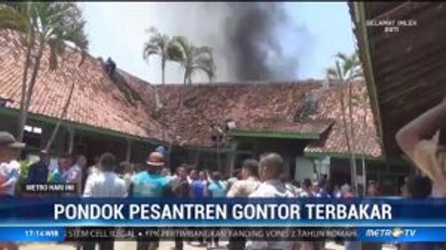 Gedung Ponpes Gontor Terbakar