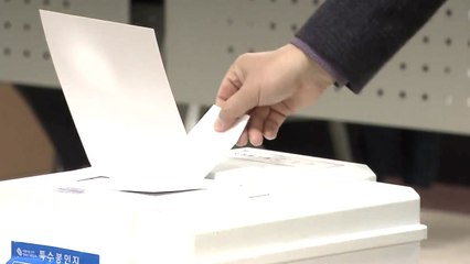 조희연 "참정권 교육 보장·학내 선거운동 금지해야" / YTN