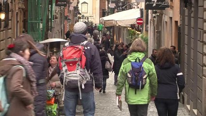 Hiqet taksa për pensionistët e huaj/ Masa për të lehtësuar qëndrimin e tyre në Shqipëri