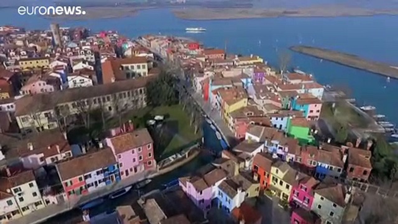 Insel in der lagune von venedig: bevölkerung auf burano schwindet