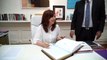 Cristina Kirchner firma el acta como presidenta interina