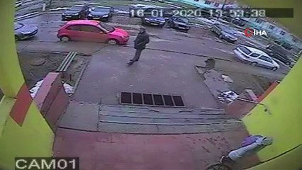 Küçük kızı tacizciden zekası kurtardı
